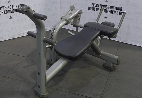 Life Fitness Signature Series Ab machine 1