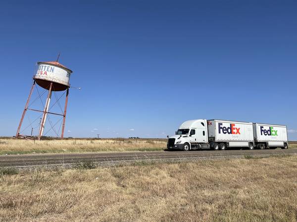 $1,800+ PER WK - PEAK SOLO DEDICATED RUN - HIRING NOW - FEDEX LINEHAUL 1