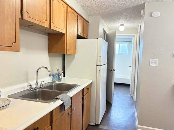 $1,150 / 1br - 550ft2 - In Denver, 1 Bed, 24 Hour Emergency Maintenance (2775 S Federal Blvd , Denver, CO)63771721619971124
