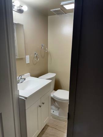 $795 / 1br - 700ft2 - Habitación amueblada en alquiler con baño privado - $795 al mes (Hyattsville)63611884857475123