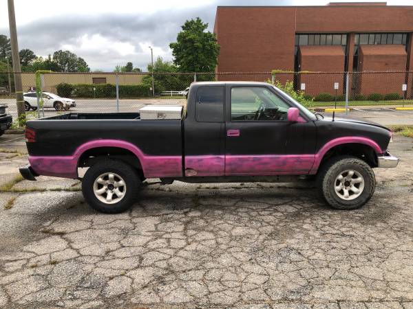 2002 Chevy S10 Ext Cab 4x4 ESPECIAL PARA MECÁNICOS ! - $950 (Norfolk)63621709208579121