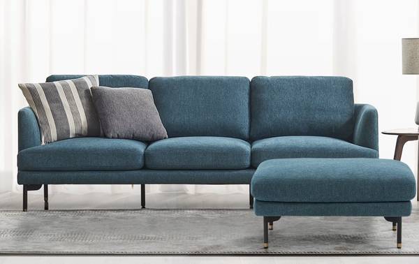 sofa in ocean blue 1