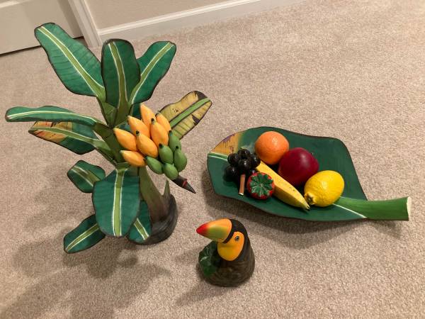 hand-painted palm tree, fruit, and parrot from Indonesia 1