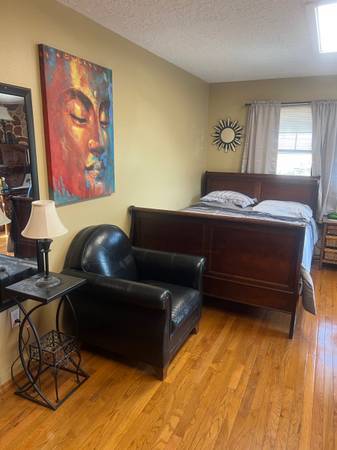 $650 / 1br - Portland Guesthouse Furnished Room (Hawthorne District - Welcome Home)63914738628226122
