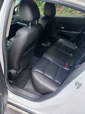 2012 Chevrolet Cruze LT 4dr sedan - $3,800 (Bronx)63614394827523124