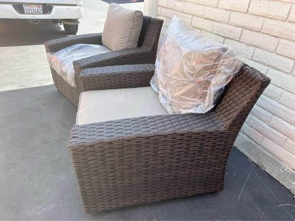 New 2pc set outdoor patio furniture oversize club chairs 1