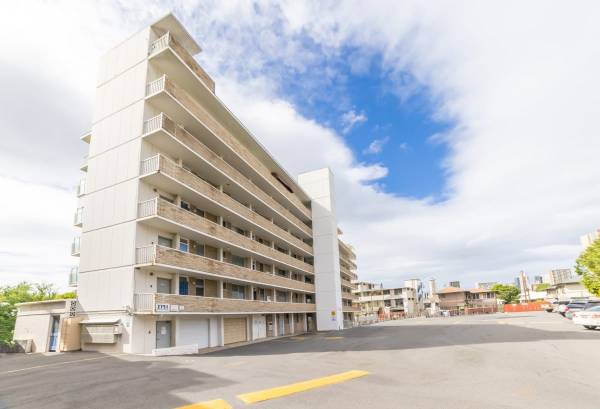 $1,952 / 1br - 420ft2 - Beautiful newly renovated and spacious 1B/1B (2751 Kapiolani Blvd, Honolulu, HI)63939397273474120