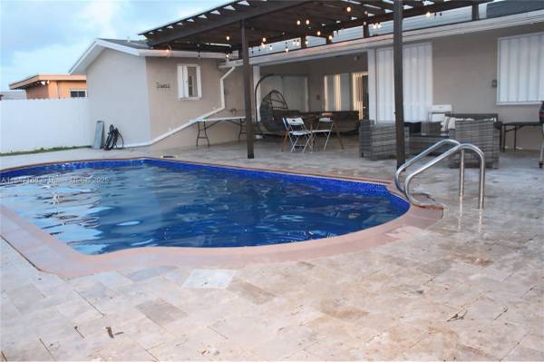 $4,800 / 3br - House for rent 3/2 (Hollywood)63825135808259120
