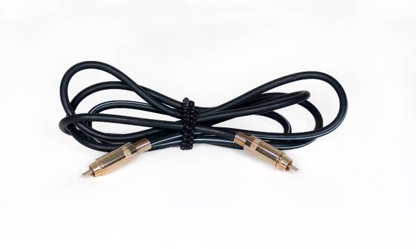 6 Ft Audio/Video RCA Cable w/ Gold Connectors 1