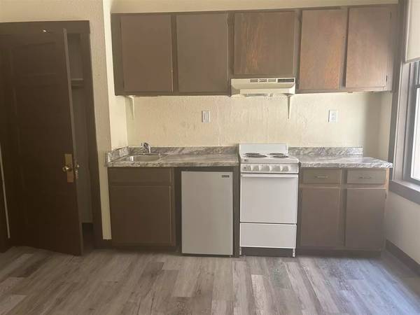 $702 / 500ft2 - Espacios elegantes, comunidad vibrante: ¡Tu nueva vida comienza aquí! (Seattle)63850641032067122