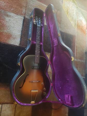 1952  Gibson Guitar one owner since new 1