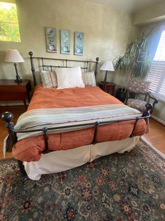 Iron Bed - Queen Size 1