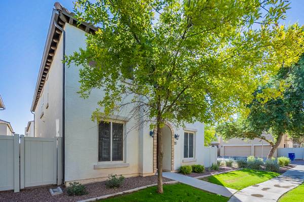 $2550.00 / 3br - 2467ft2 - Hermosa casa en Gilbert63623968798593123