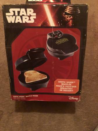 Star Wars Darth Vader Waffle Maker Single Serve Round Pangea Brands 1