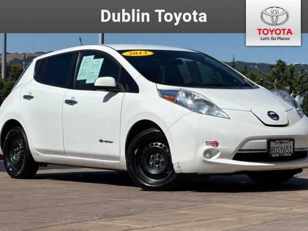 2013 Nissan Leaf hatchback Glacier White - $3,488 (_Nissan _ _ Leaf _)634698889800971225