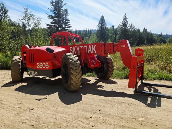 Skytrak 3606 telahandler all terrain forklift - heavy