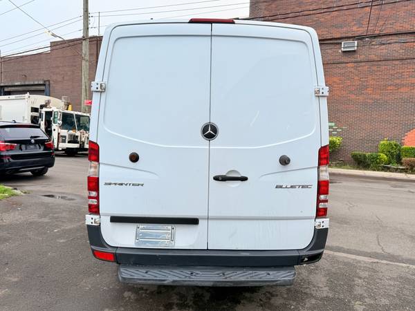 2014 Mercedes-Benz Sprinter BlueTec Diesel 2500 1 Owner Clean CarFax - $14,500 (Brooklyn)63614924783747124