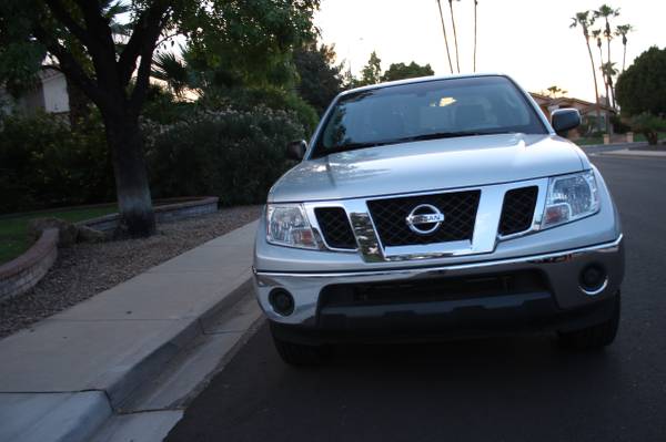 2011 Nissan Frontier SE 1 - Photo 4