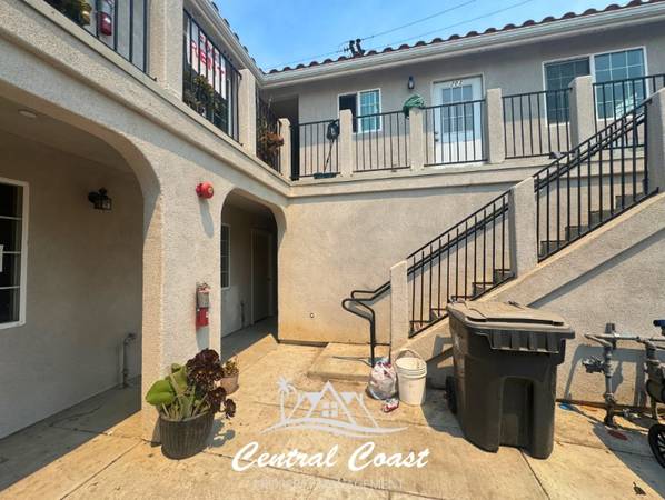 $2700.00 / 2br - Apartamento moderno de 2 habitaciones en Santa Maria, CA - $270063663802682243120