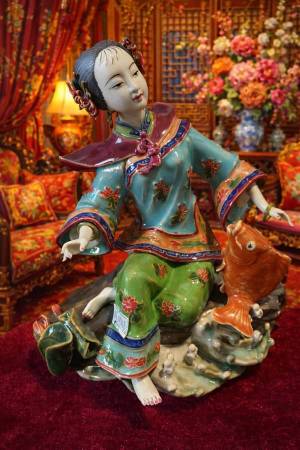 Imperial Chinese Porcelain Maiden with Koi Fish – Hand Painted Orient 1