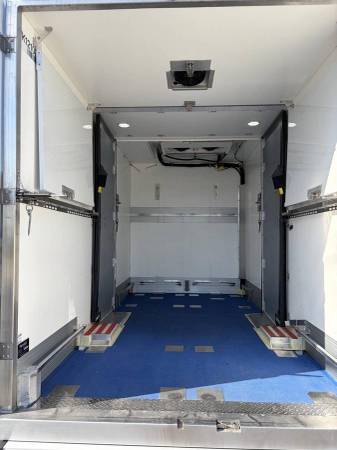 2022 Ford TRANSIT T350 - Photo 13