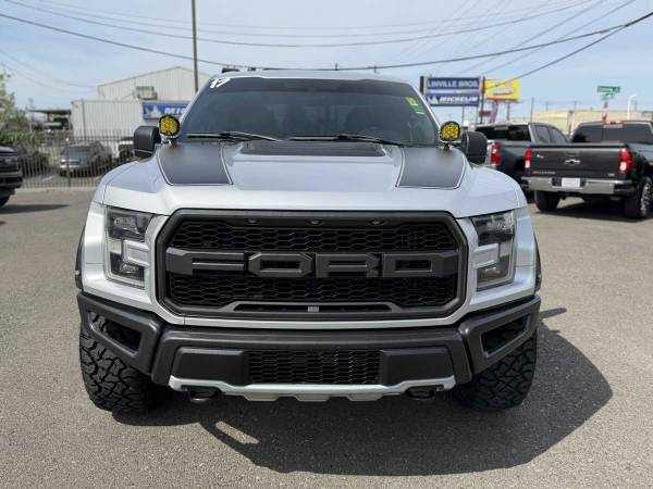 2017 Ford F150 Raptor pickup - Photo 7