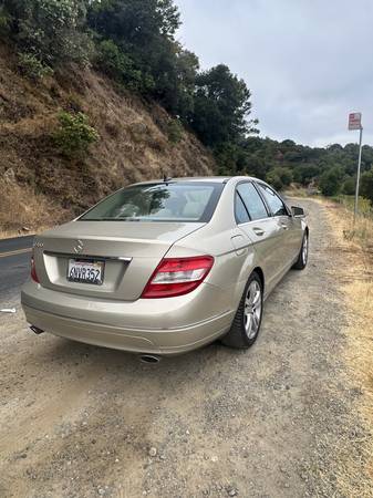 2010 Mercedes C300 - $5.000 (San Rafael)63470226867075122