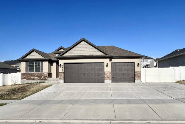 $3000.00 / 6br - 2992ft2 - Luxurious 6 Bed/3 Bath Single Family Home in Pocatello - $3,000/mo63952520514946120