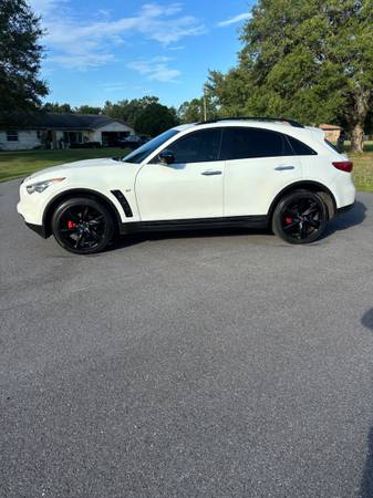 2016 INFINITI QX70 - $8,99963470426903299120