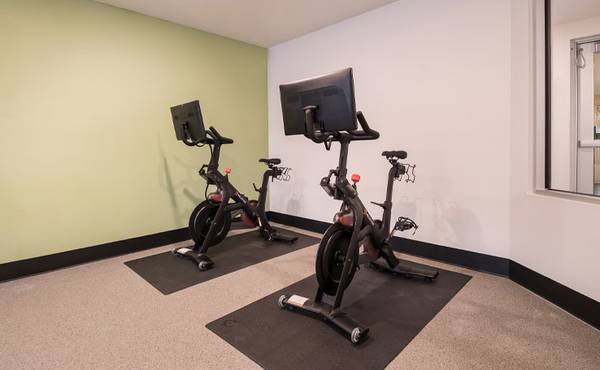 $1,904 / 1br - Vida en Apartamento Flexible, ¡Sin Complicaciones! (200 NE 104th Ave, Vancouver, WA)63831771686147122