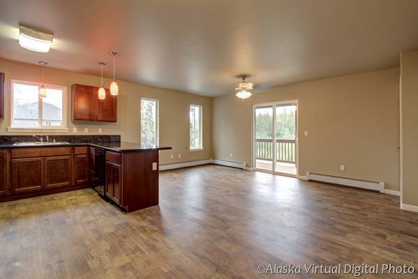 $1,650 / 2br - 1150ft2 - 2BR 1BA Garage W/D  View Pets on Apprv Wasilla (Wasilla)64014001490819122