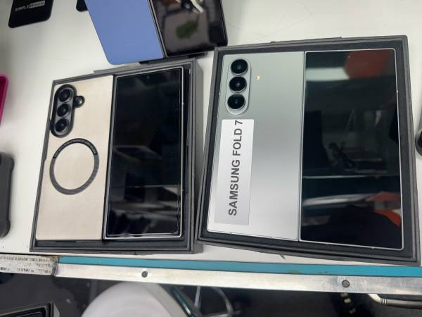 Samsung galaxy fold 7 1