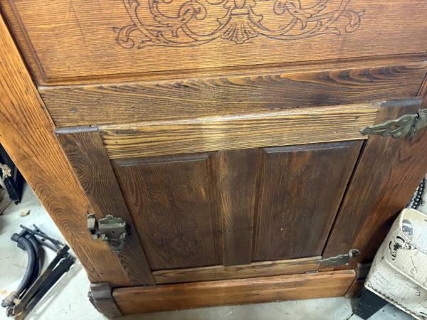 Antique Ice Chest 1