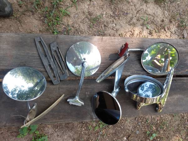 Vintage Auto Outside Rear View Mirrors 1