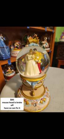 Disney snow globes 1