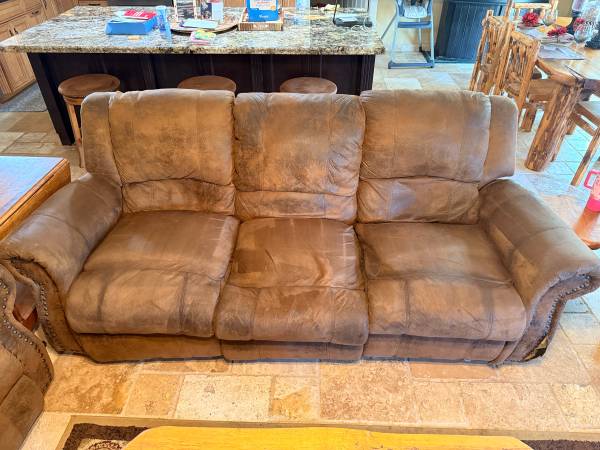 2 free leather couches 1