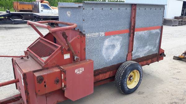 Mill Creek Compost Spreader - $3,500 (East Wenatchee)63441581286913121