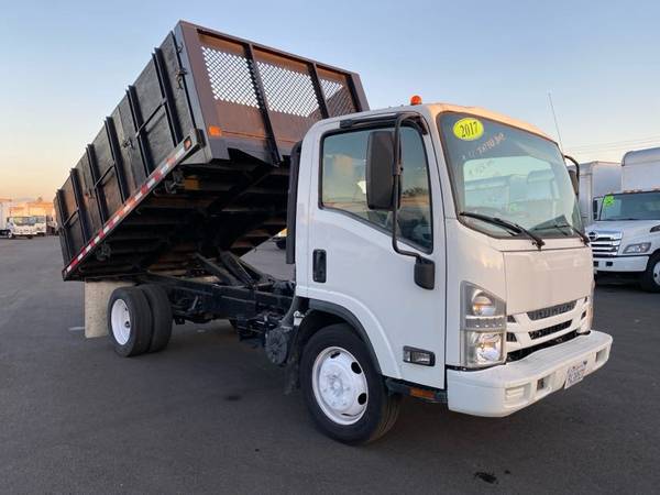 2017 Isuzu NPR HD - Photo 3