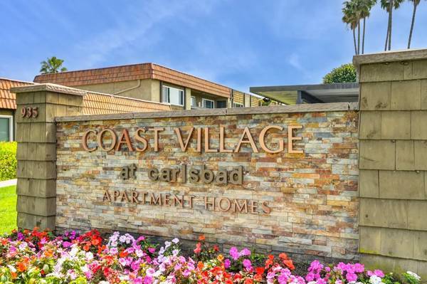 $1000 off same day lease + reduced rent for our 2bd 1ba upstairs unit. 1