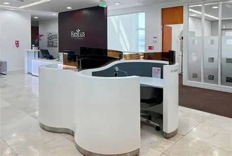 Grab Before Gone : Large Team Space: 1st Month FREE! 1