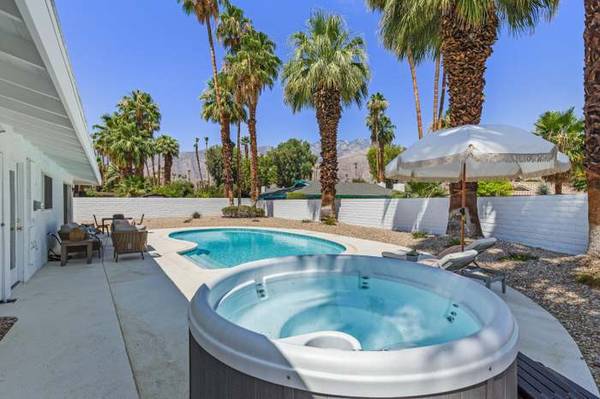 $322 / 3br - 1560ft2 - OO LA LA! Springs Holidays... (Palm Springs)63758346722305120