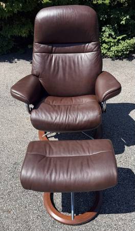 🛋️ Stressless by Ekornes Sunrise Signature Recliner & Ottoman – Paloma Co 1