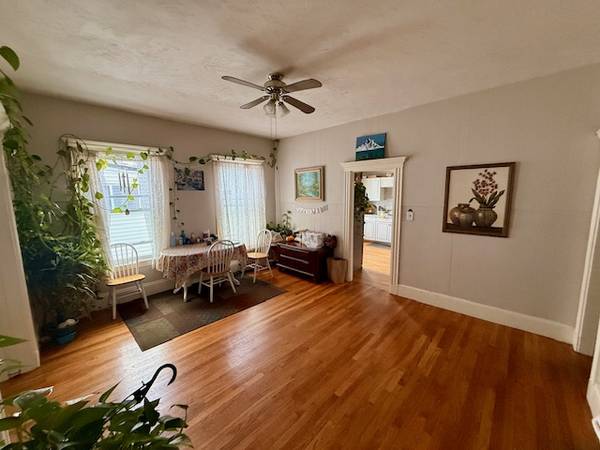$3,000 / 3br - 1900ft2 - Amplio 3 habitaciones con oficina en alquiler $3,000/mes (Everett)63856339896961123
