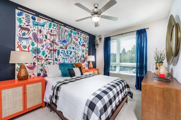 Modern, fully equipped Studio BDR in great neighborhood! 1