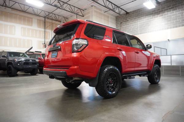 2019 *Toyota* *4Runner* *TRD Off Road Premium 4WD* Barce - $29,791 (Stouffville Motors)63442305913475123