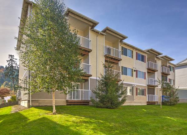 Washer/Dryer, Patio/Balcony, Dishwasher 1