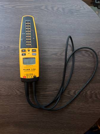 Fluke T+ Pro Meter 1