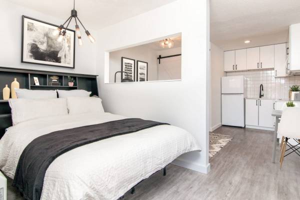 🌟 Start the New Year Small & Smart — Micro-Studios Open 🎆 1