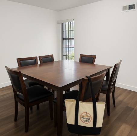 $1,600 / 4br - Habitación en alquiler – Camina al área universitaria de SDSU (área universitaria)63866048959491124