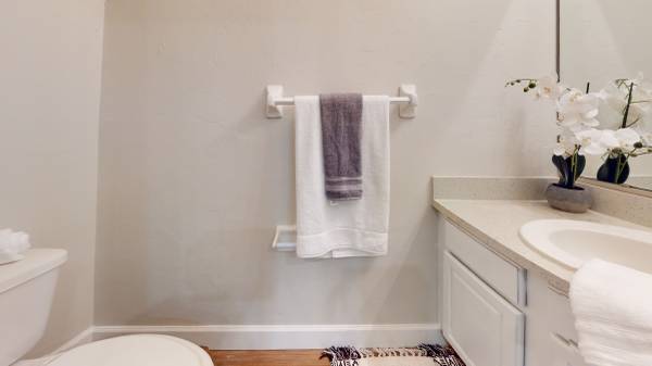 $1,450 / 2br - Precio reducido en casa adosada de 2 habitaciones/2.5 baños disponible ahora!!!!!!!!!!! (Gainesville)63822864872835121